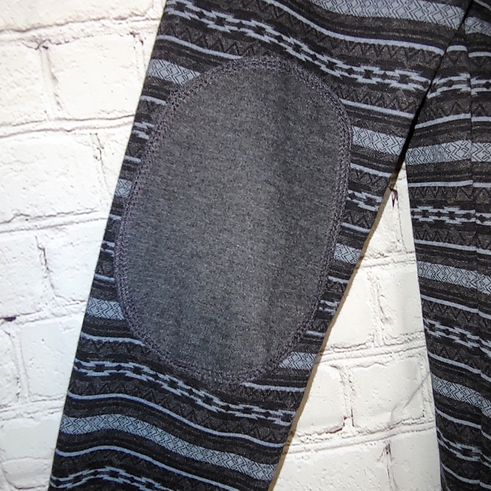 Counter Intelligence Sweater - Picture 6 of 6
